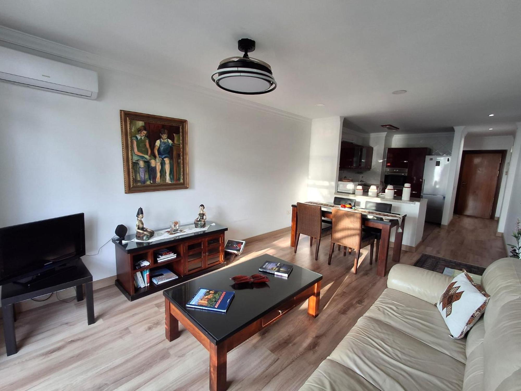 Apartamento Frente A La Playa Piso 2 إِستيبونا المظهر الخارجي الصورة